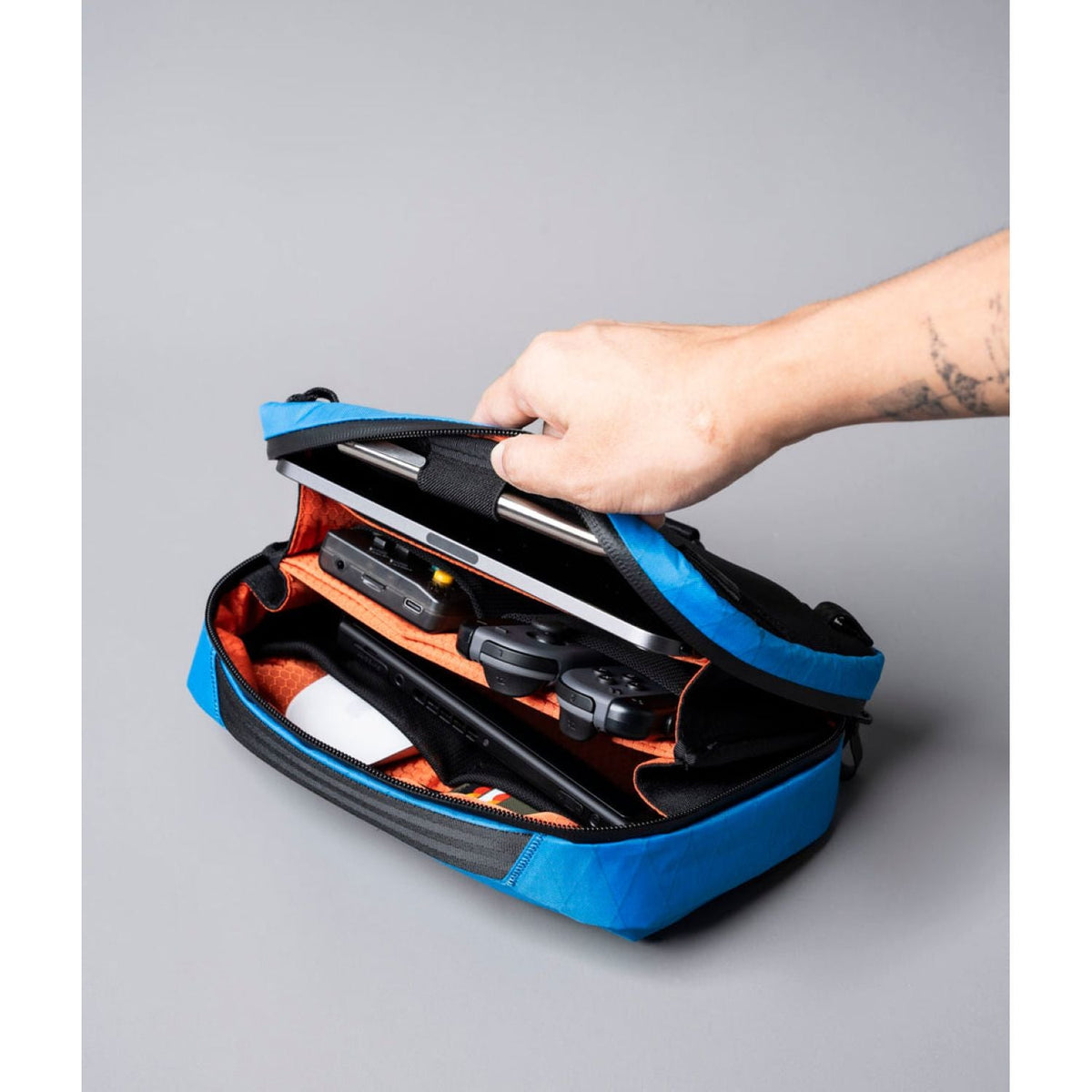 ALPAKA Elements Tech Case Max X-Pac VX21 (Blue)