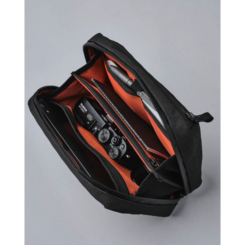 ALPAKA Elements Tech Case EPLX600 (Black)