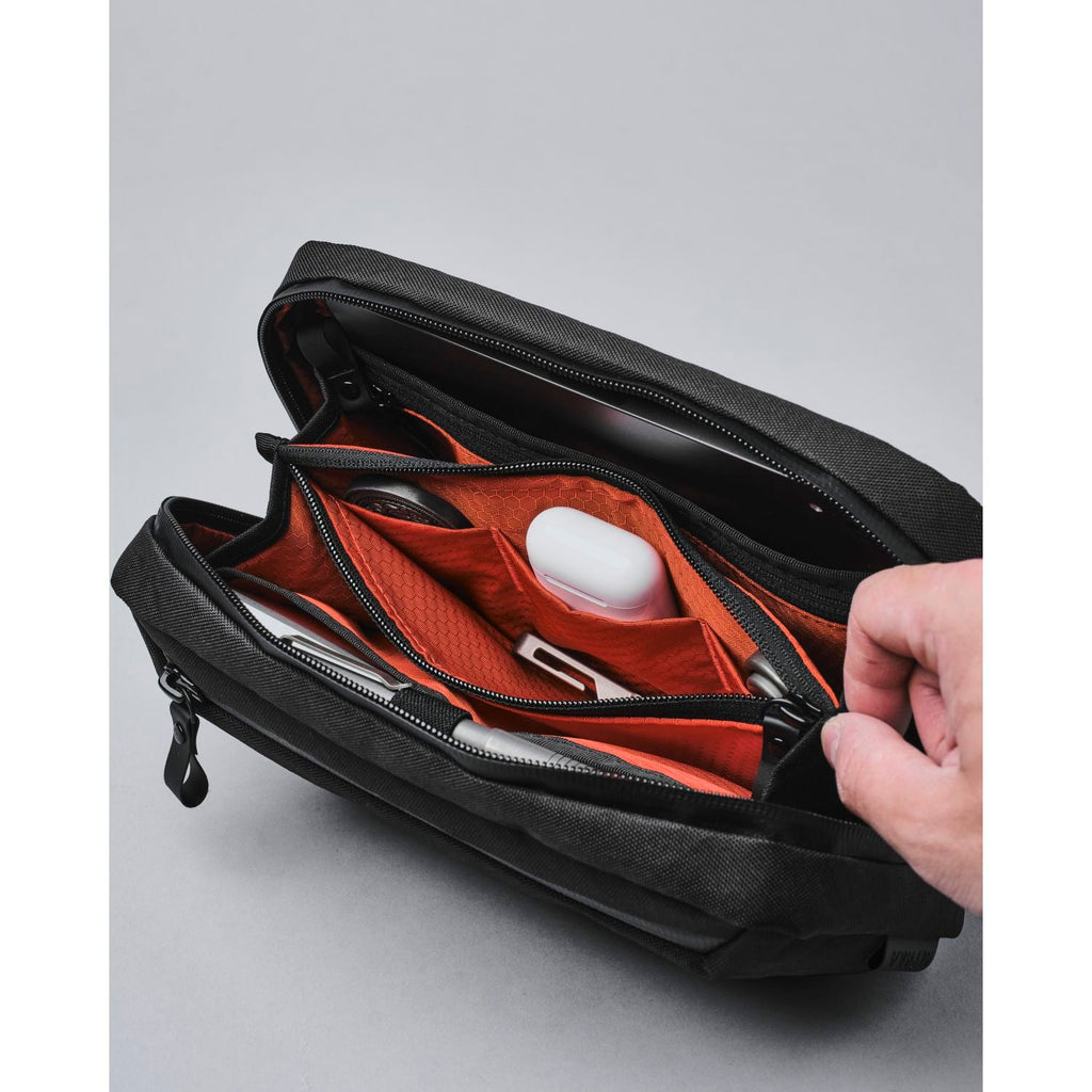 ALPAKA Elements Tech Case EPLX600 (Black)