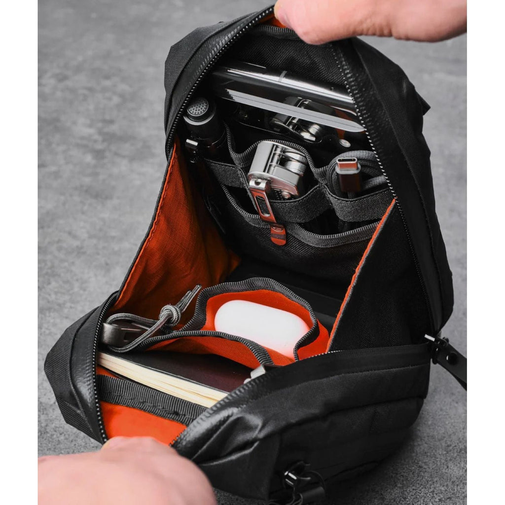 ALPAKA Metro Sling X-Pac VX21 (Black)