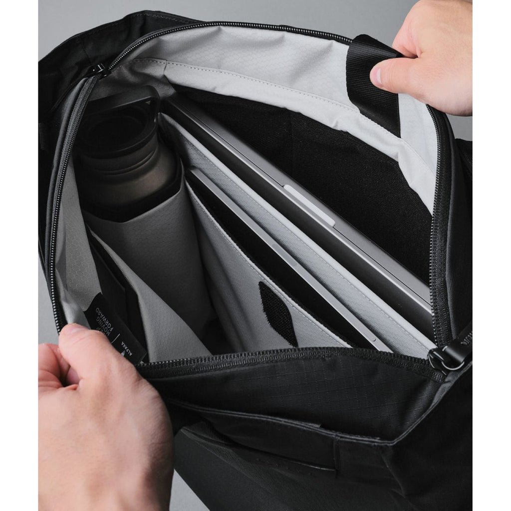 ALPAKA Metro Tote Axoflux 210D (Black)