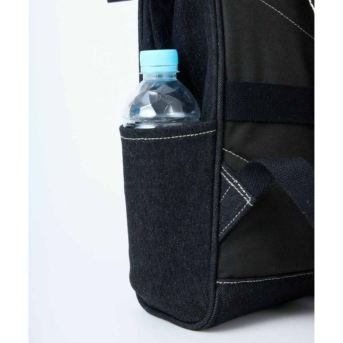 Anello Conny Kuchigane Backpack Slim R (Black)
