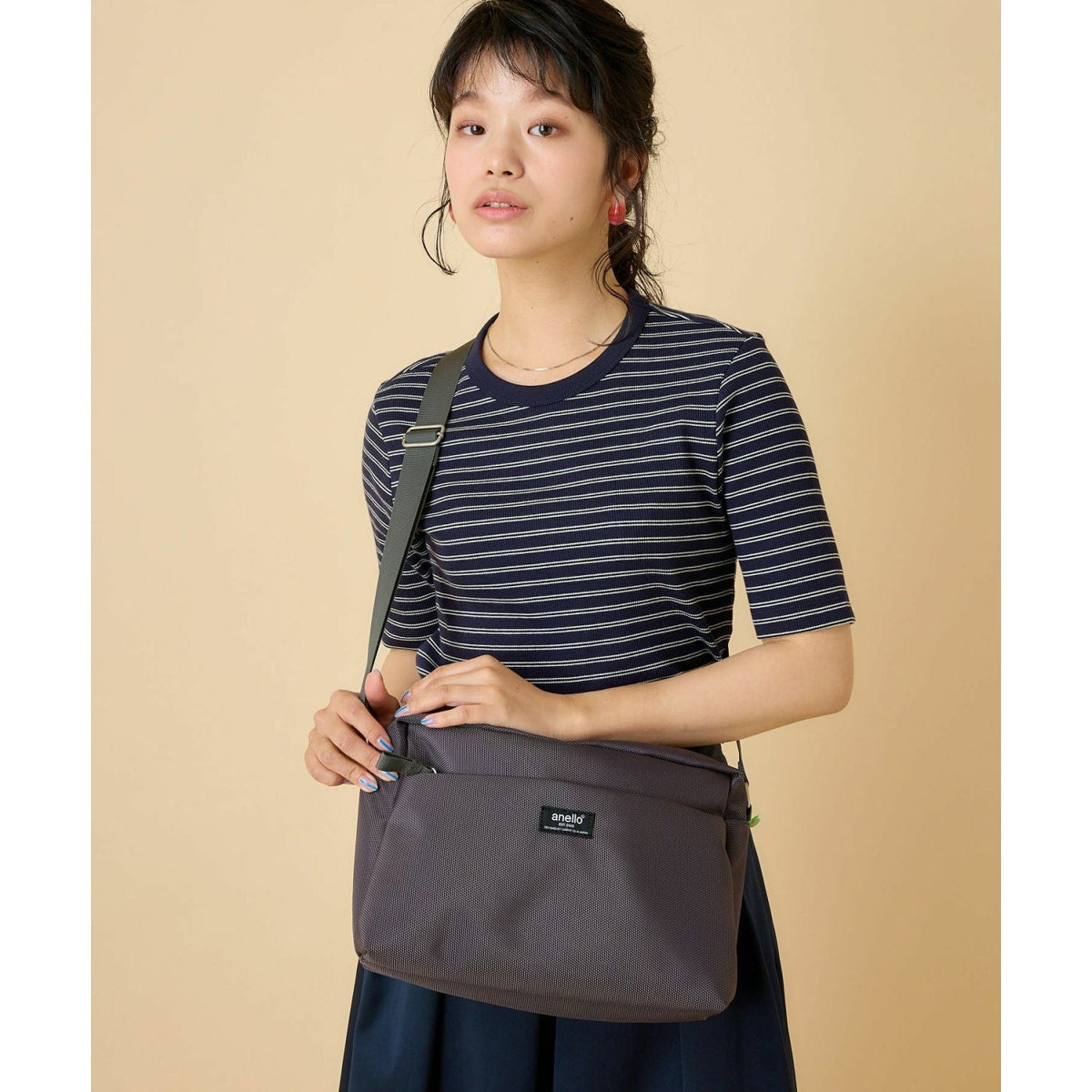 Anello Parcel Shoulder Bag (Grey)