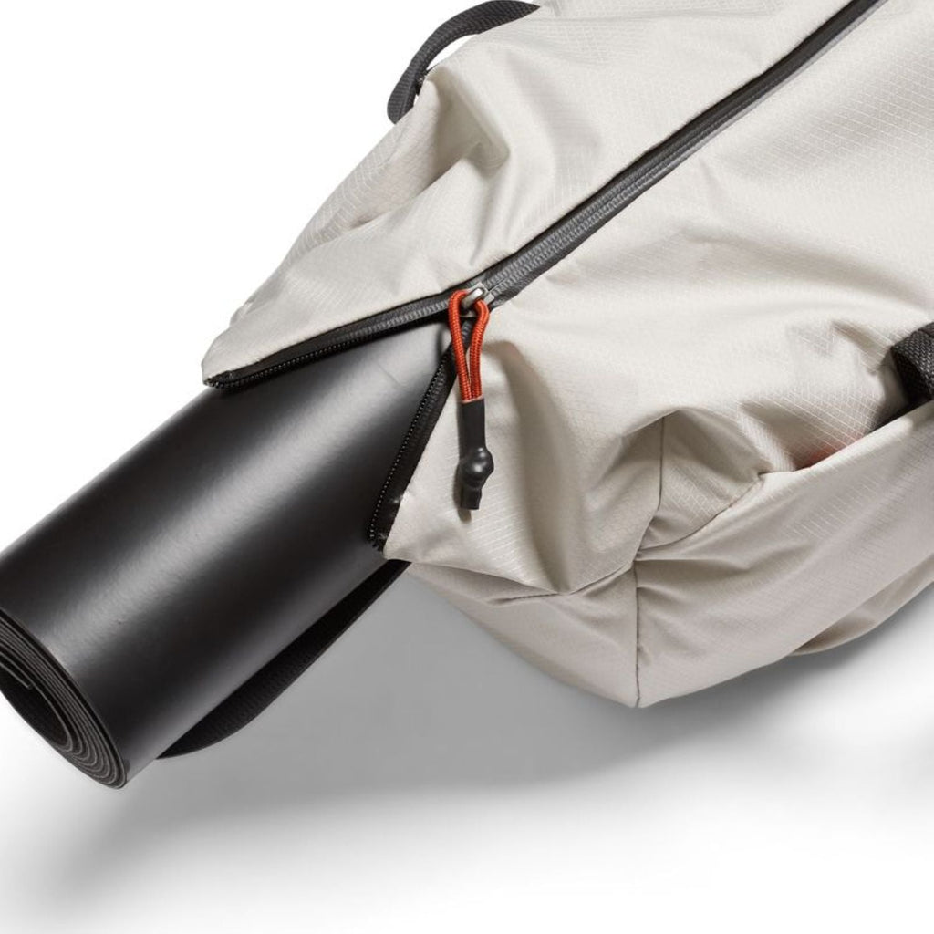 Bellroy Lite Duffel - Chalk