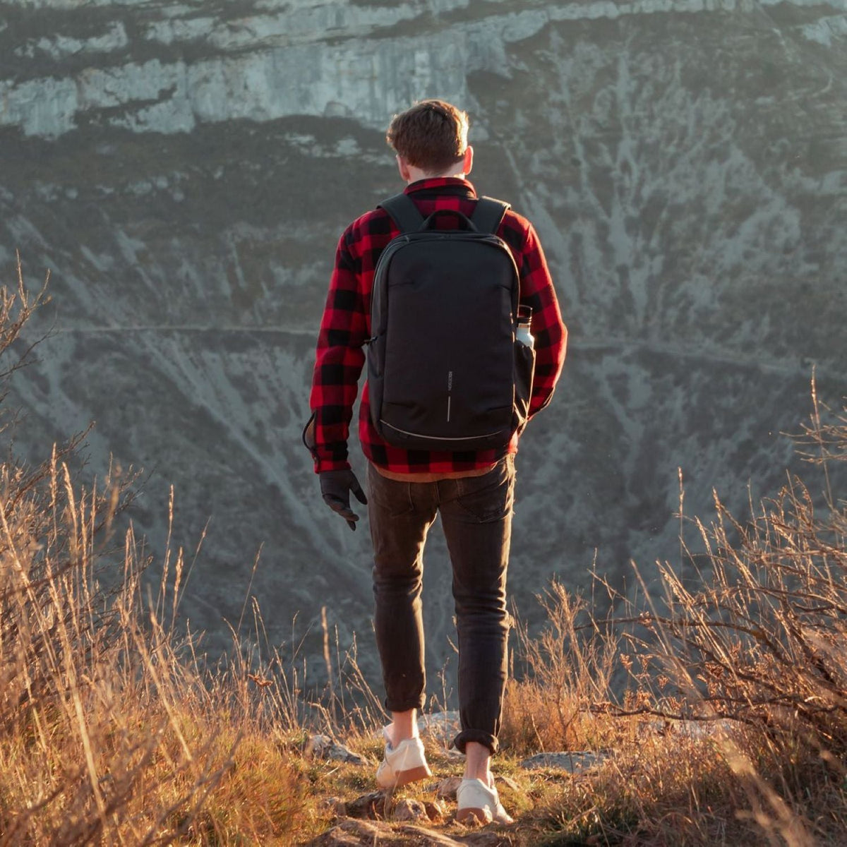 Bobby Explore Backpack - Black
