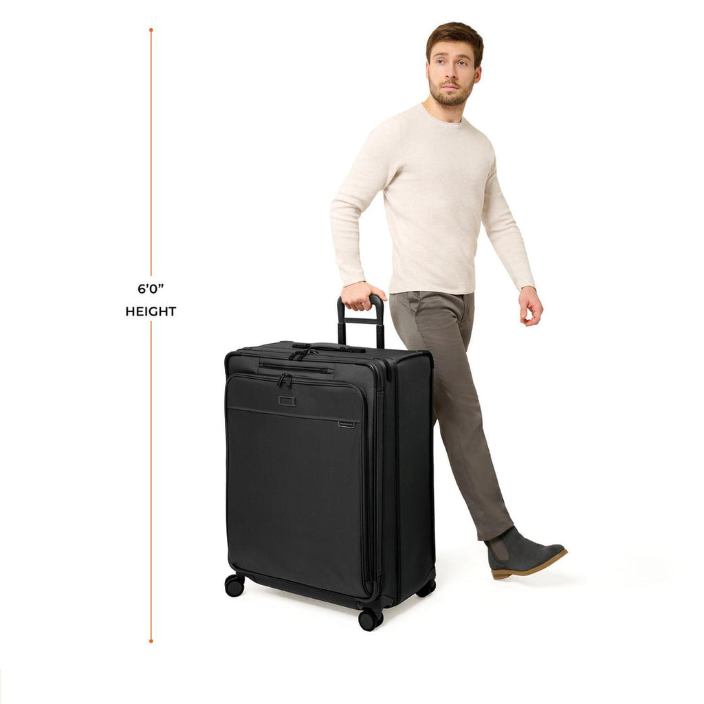 Briggs & Riley Baseline Extra Large Expandable Spinner (Black)