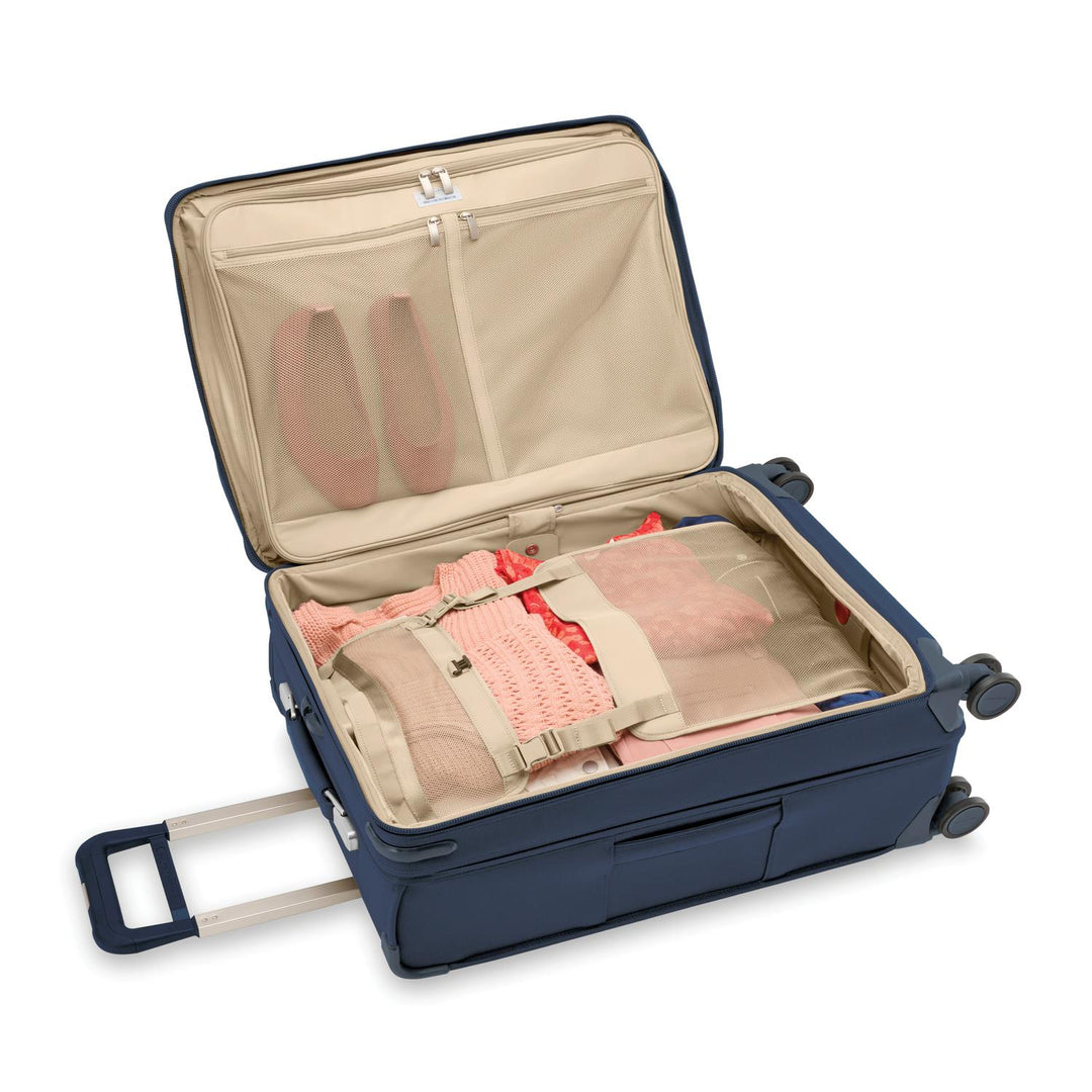 Briggs & Riley Baseline Medium Expandable Spinner (Navy)