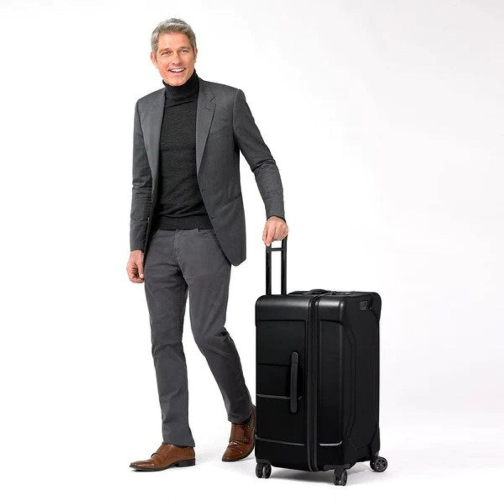 Briggs & Riley Torq 2.0 Medium Trunk Spinner (Stealth)