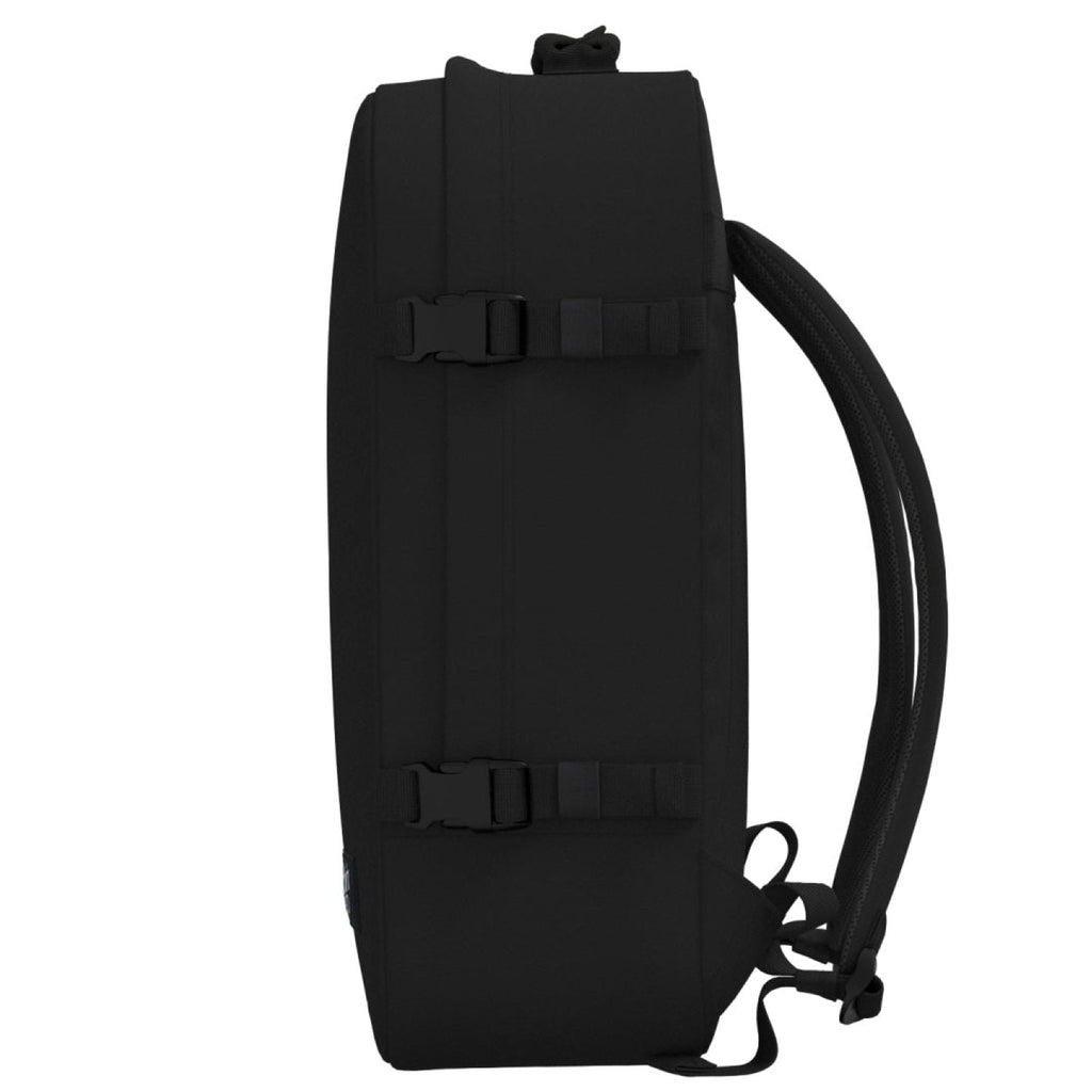 Cabinzero Classic Backpack 44L (Absolute Black)