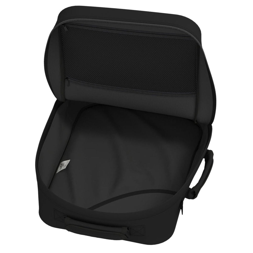 Cabinzero Classic Backpack 44L (Absolute Black)