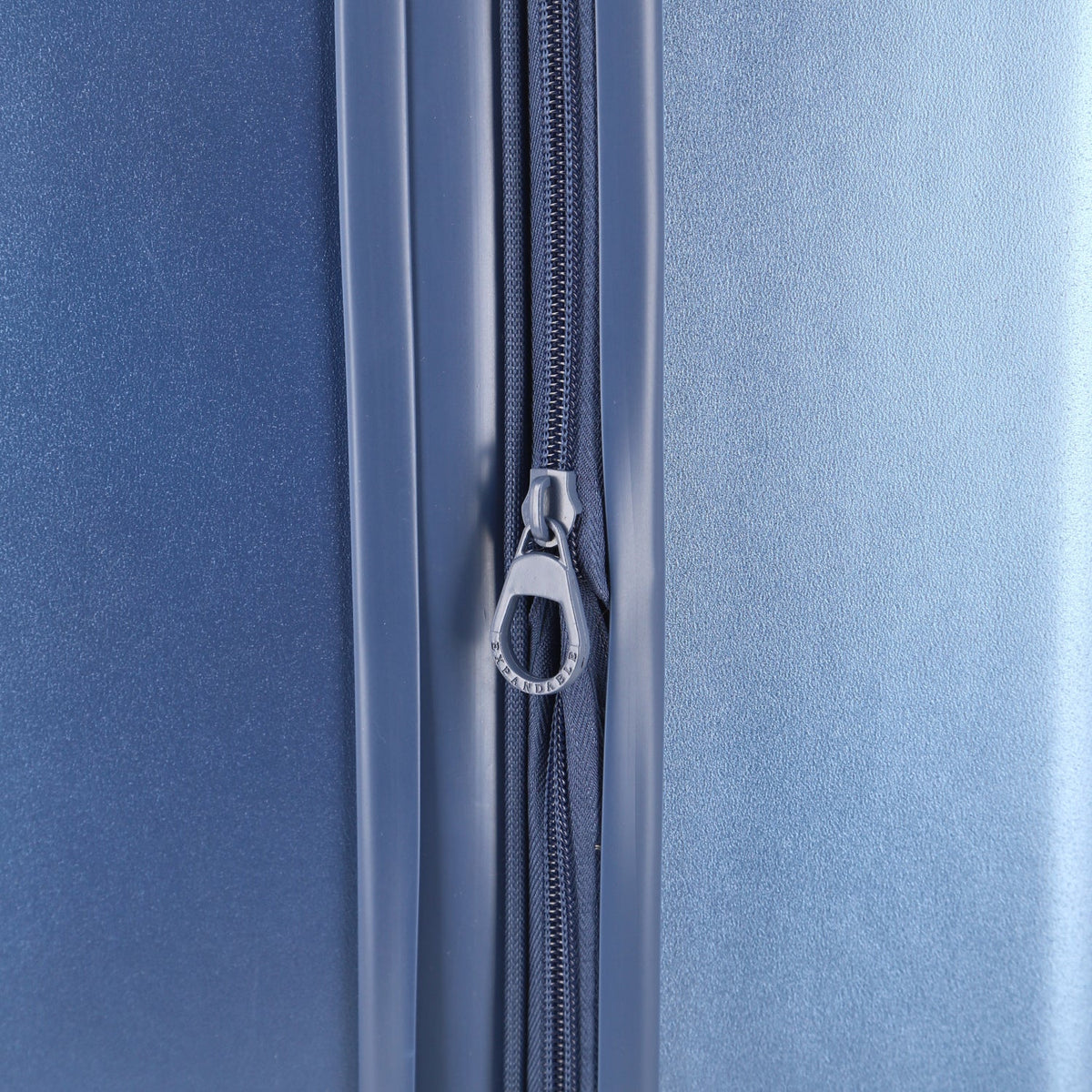 Crossing Miles Polycarbonate Expandable 24" Medium Luggage Spinner - Blue
