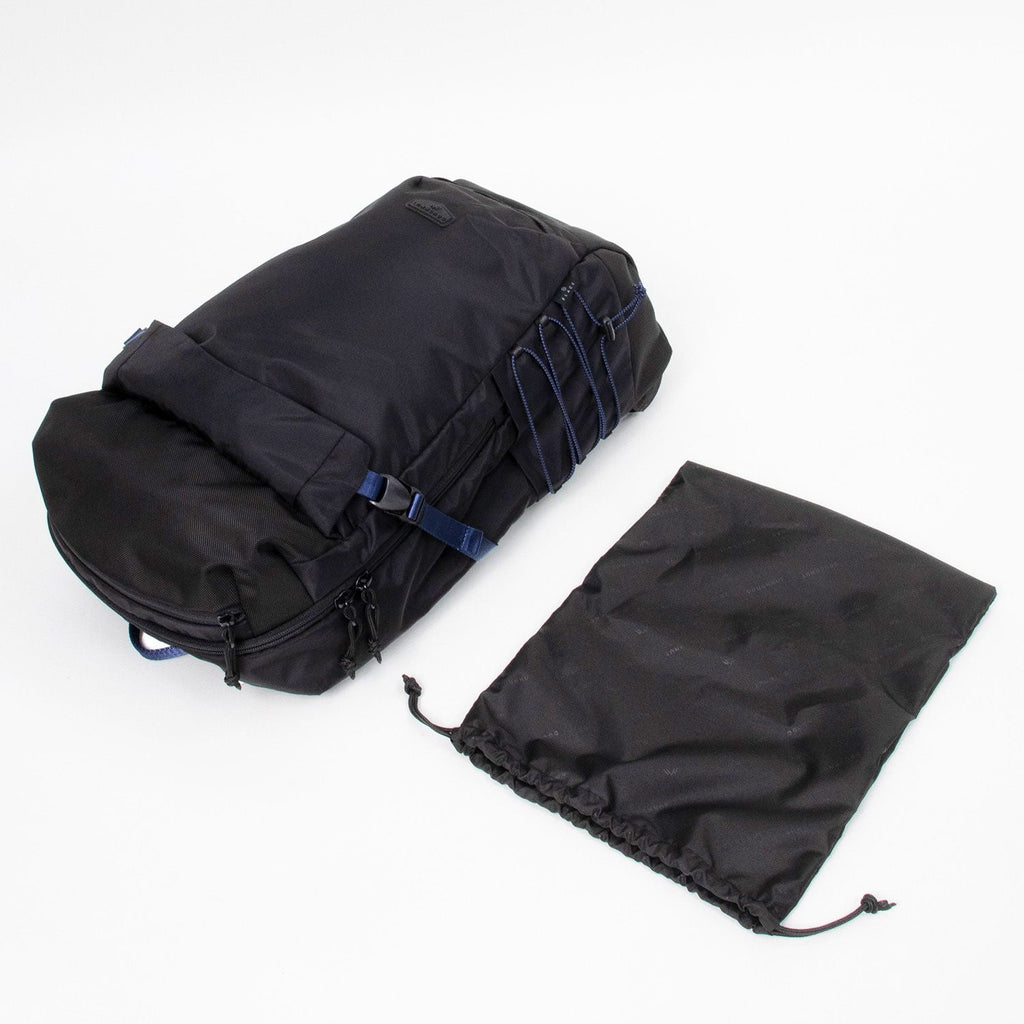 Doughnut Astir Large The Actualise Series - Black