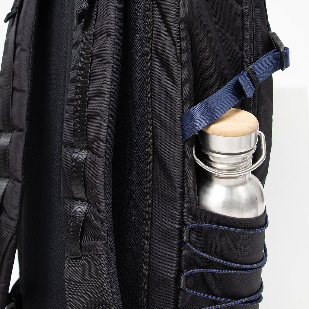 Doughnut Astir Large The Actualise Series - Black