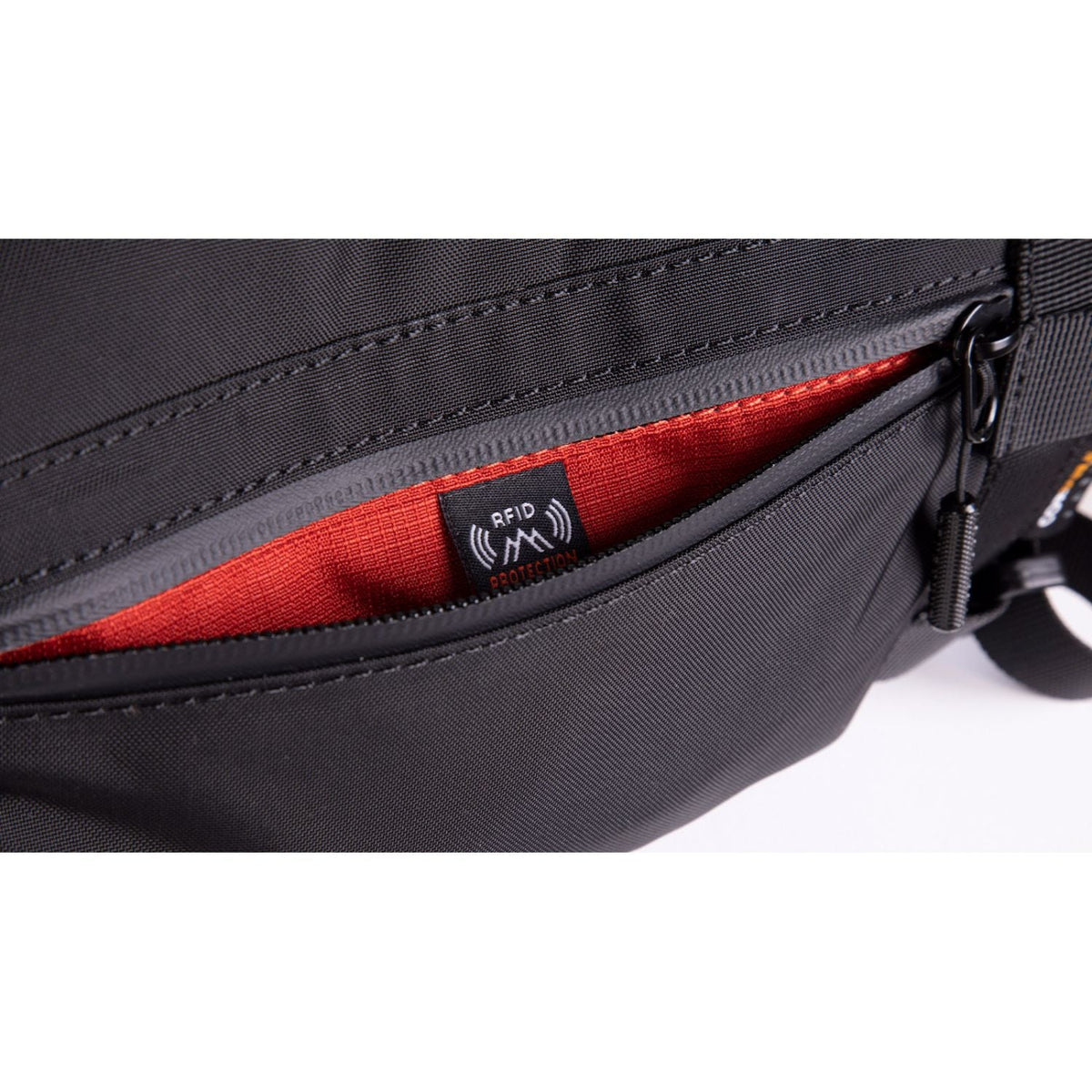 Doughnut Atom - Black