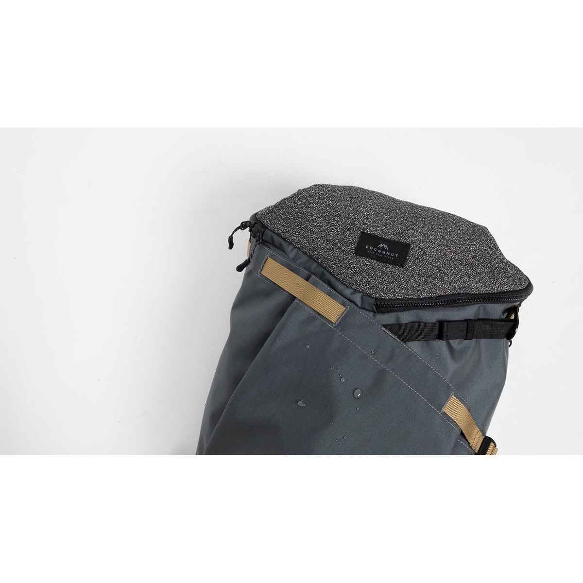 Doughnut Dynamic Large Shield Series - Black