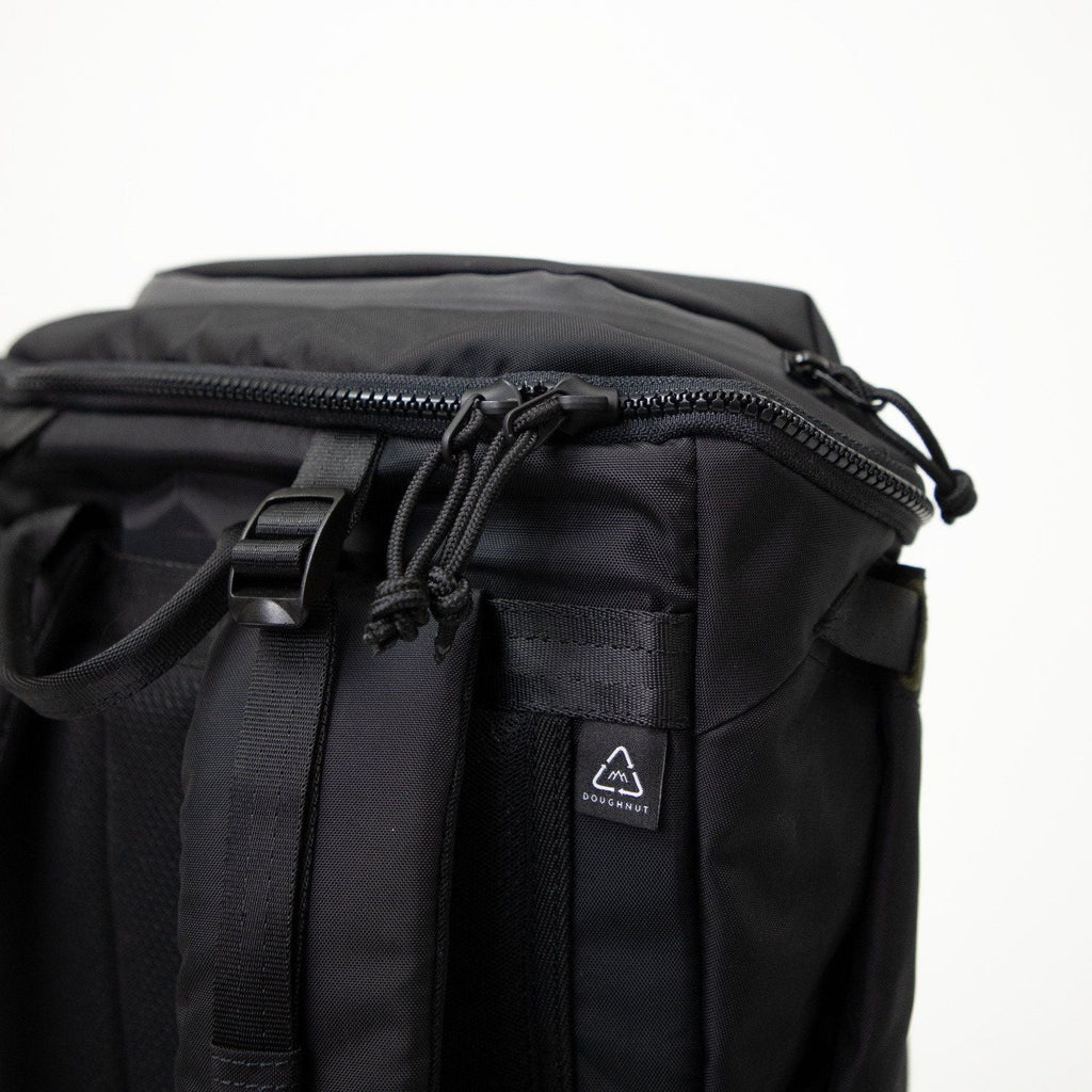 Doughnut Dynamic Large Titan Series - Black