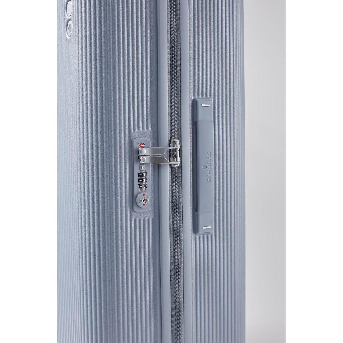 Echolac Dynasty V2 28" Large Luggage (Ice Blue)