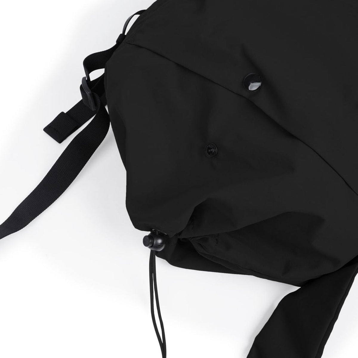 Hellolulu Nick 2 Way Drawstring Shoulder Bag (Black)