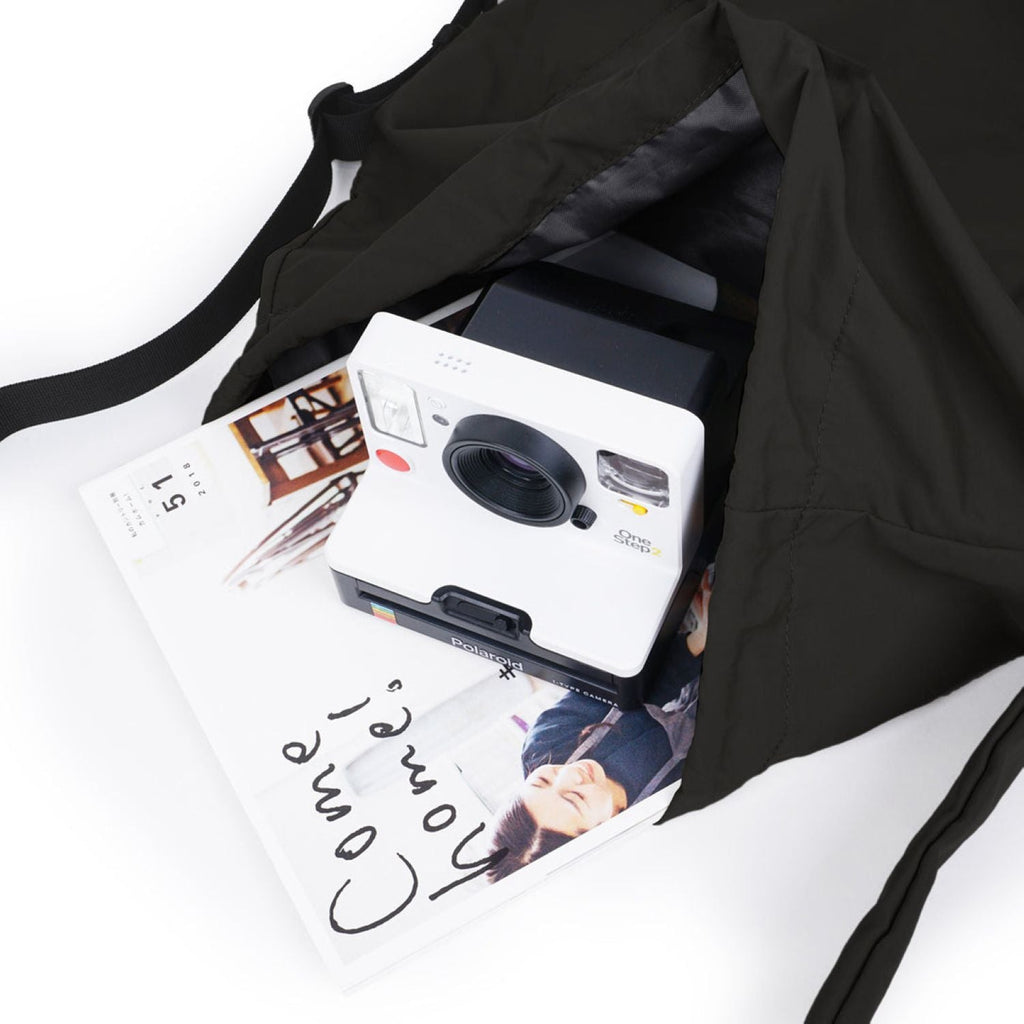 Hellolulu Nick 2 Way Drawstring Shoulder Bag (Black)