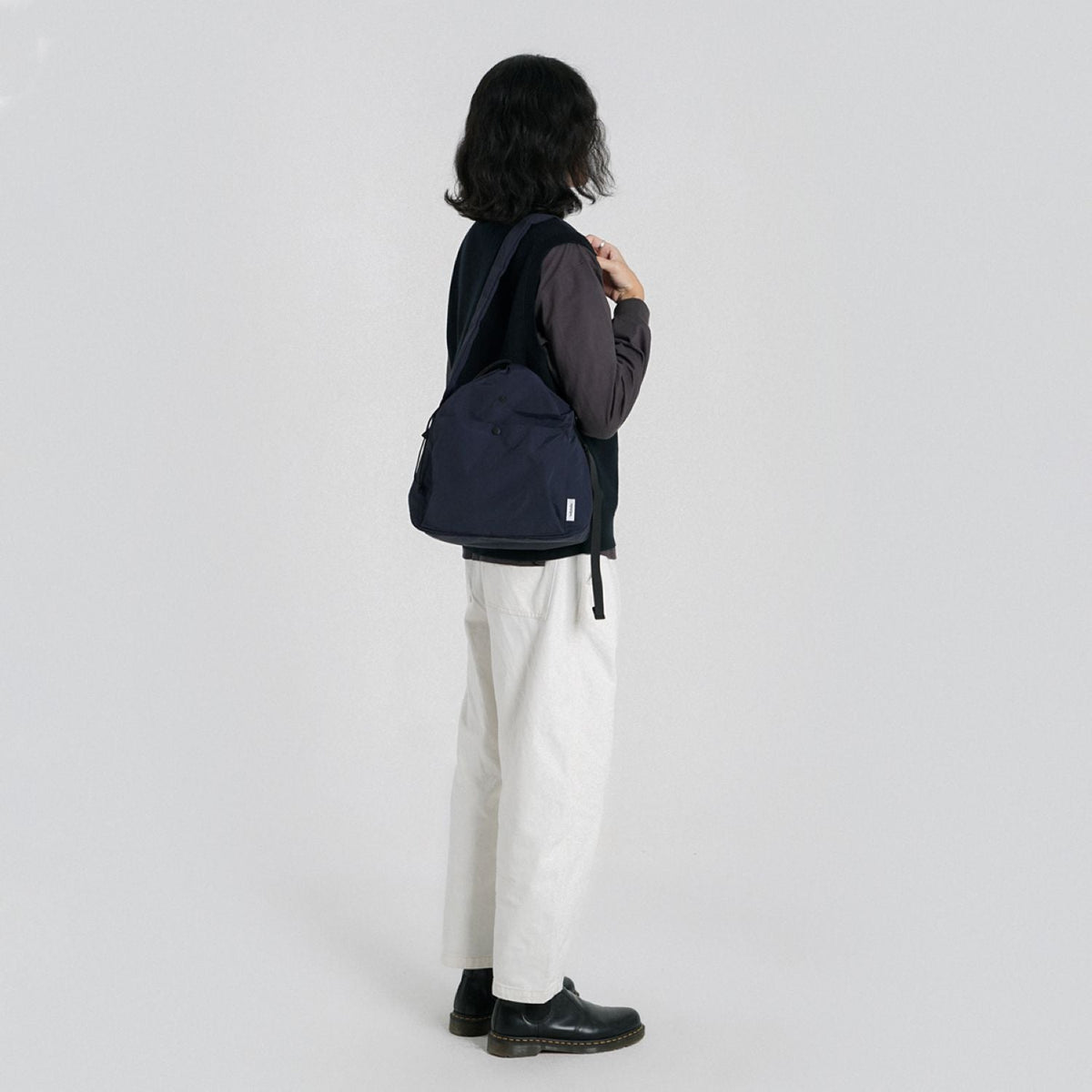 Hellolulu Nick 2 Way Drawstring Shoulder Bag (Prussian Blue)