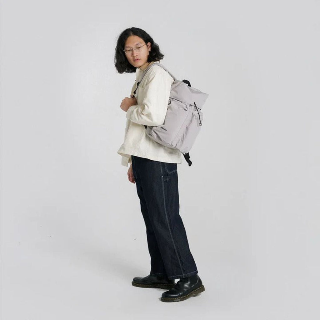 Hellolulu Oliver Day Pack L (Pure Gray)