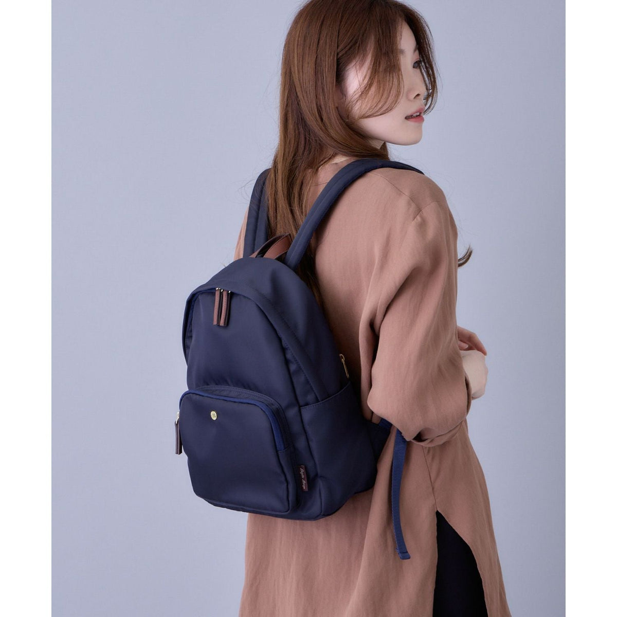 Legato Largo Burden Free Mini Backpack (Navy)