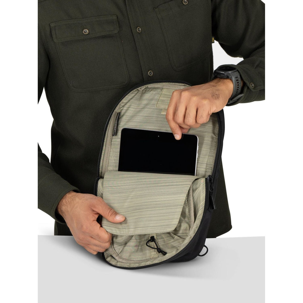 Osprey Aoede Sling Bag (Black)