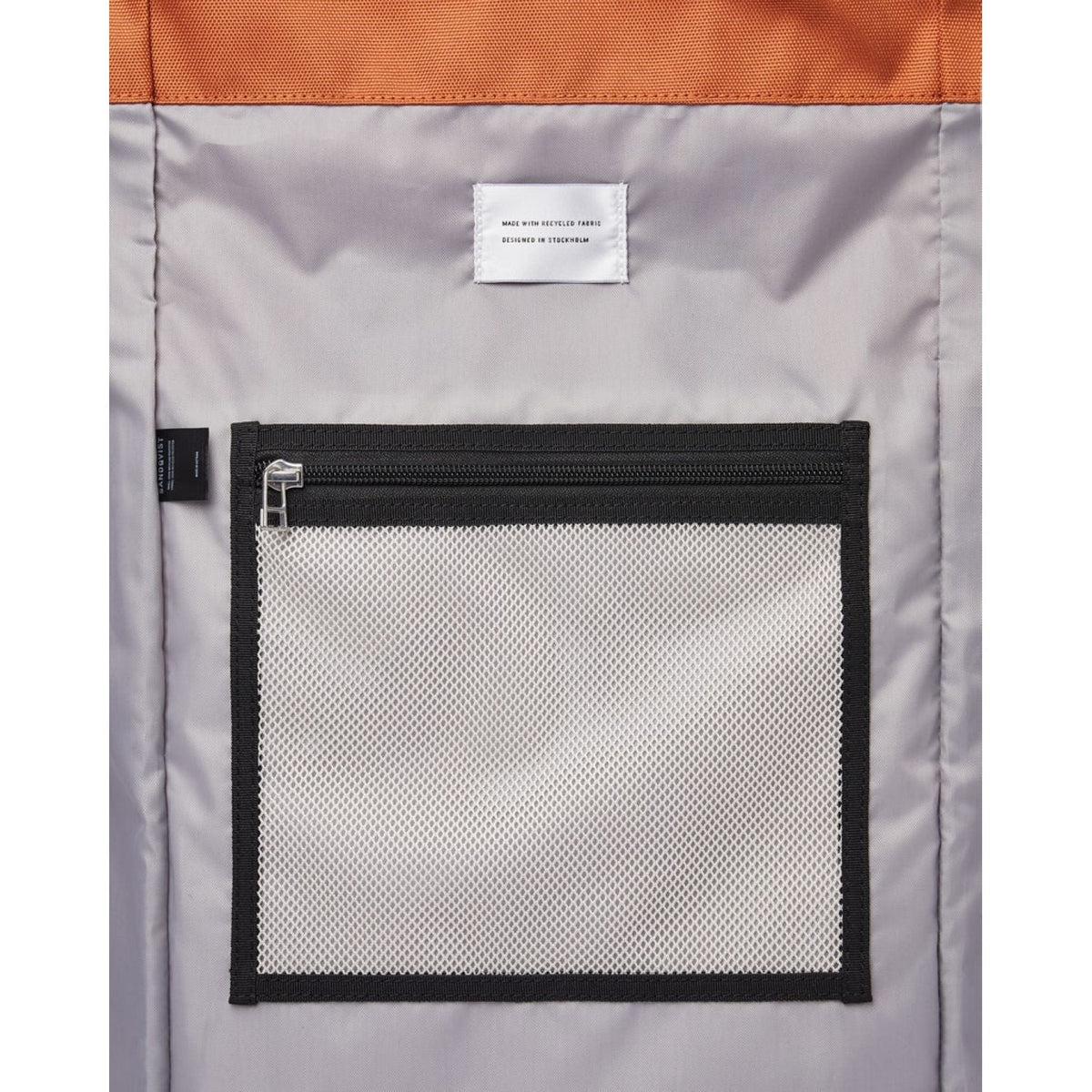 Sandqvist Ilon Backpack - Dark Green/Orange
