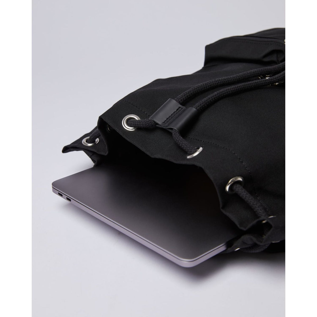 Sandqvist Roald Backpack - Black