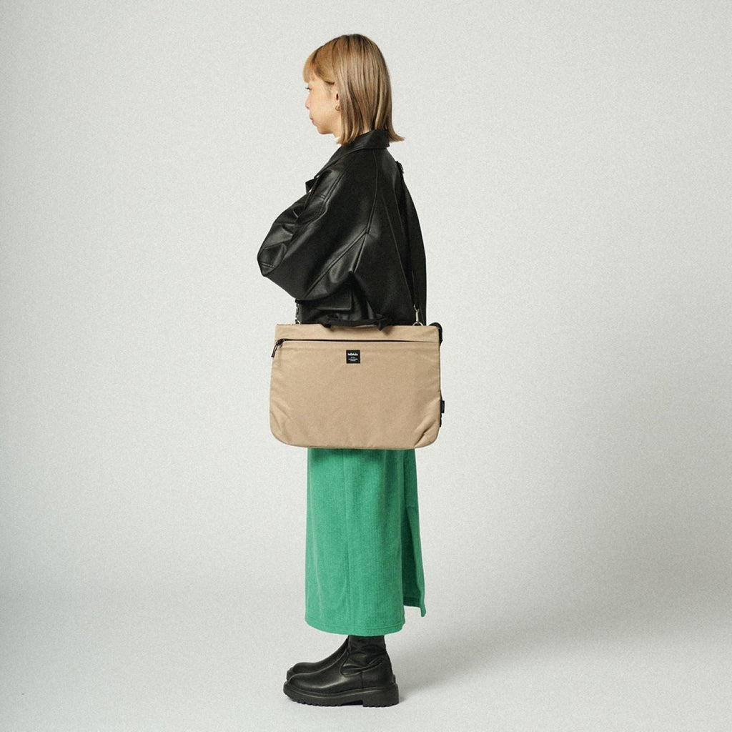 Hellolulu Sara 3-Way Sleeve Case 16" Recycled (Wheat Khaki)