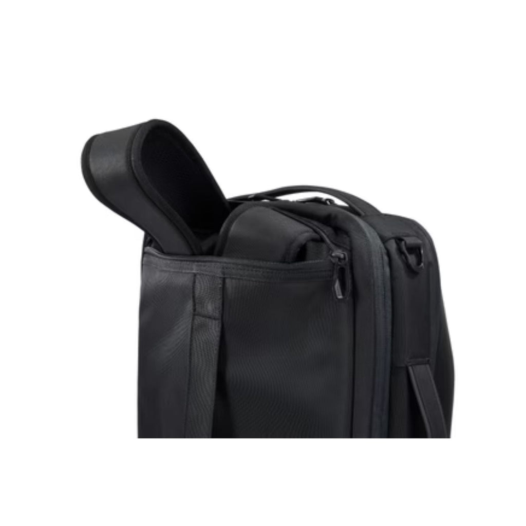 Thule Accent Recycled Convertible Backpack  17L - Black
