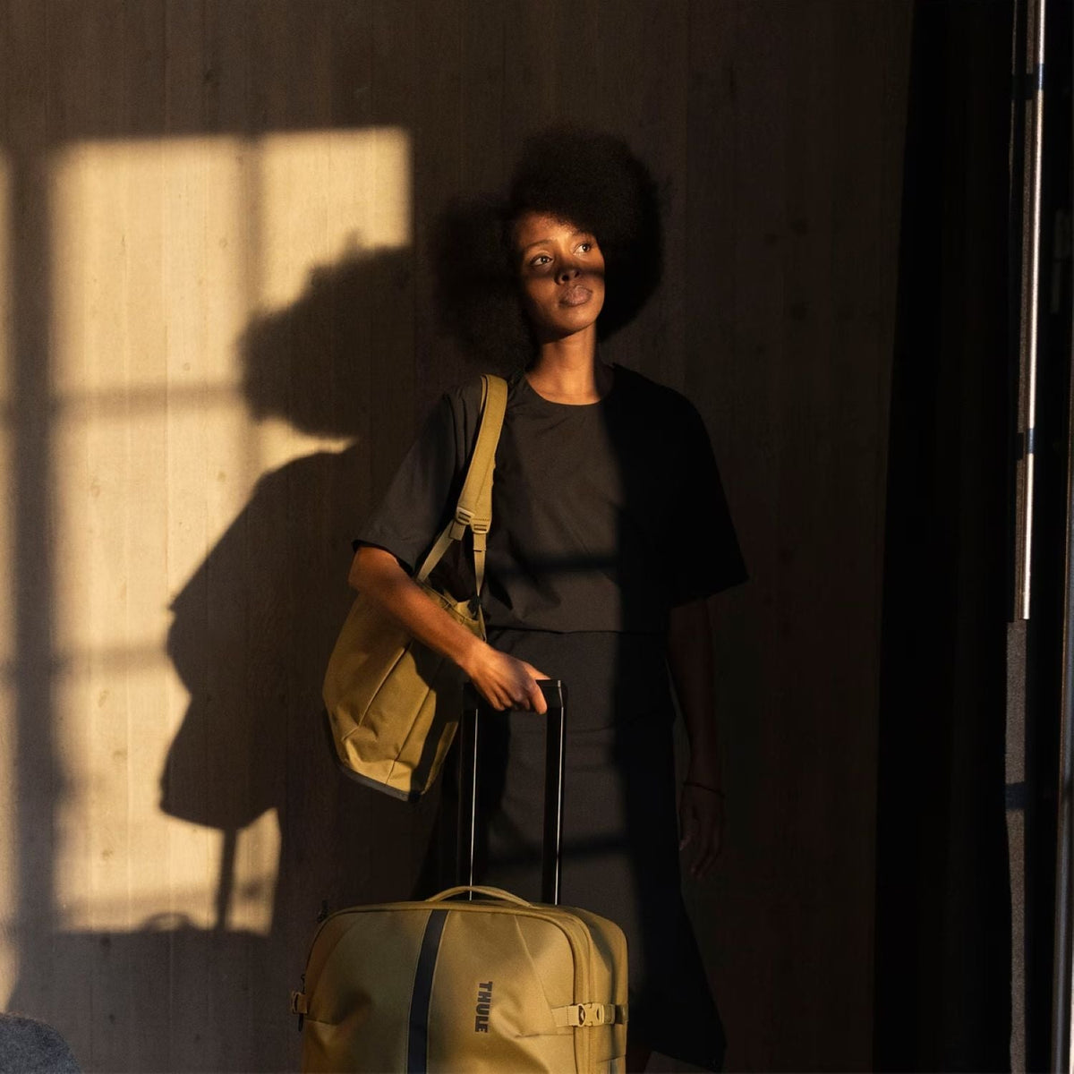Thule Aion Tote Bag - Nutria