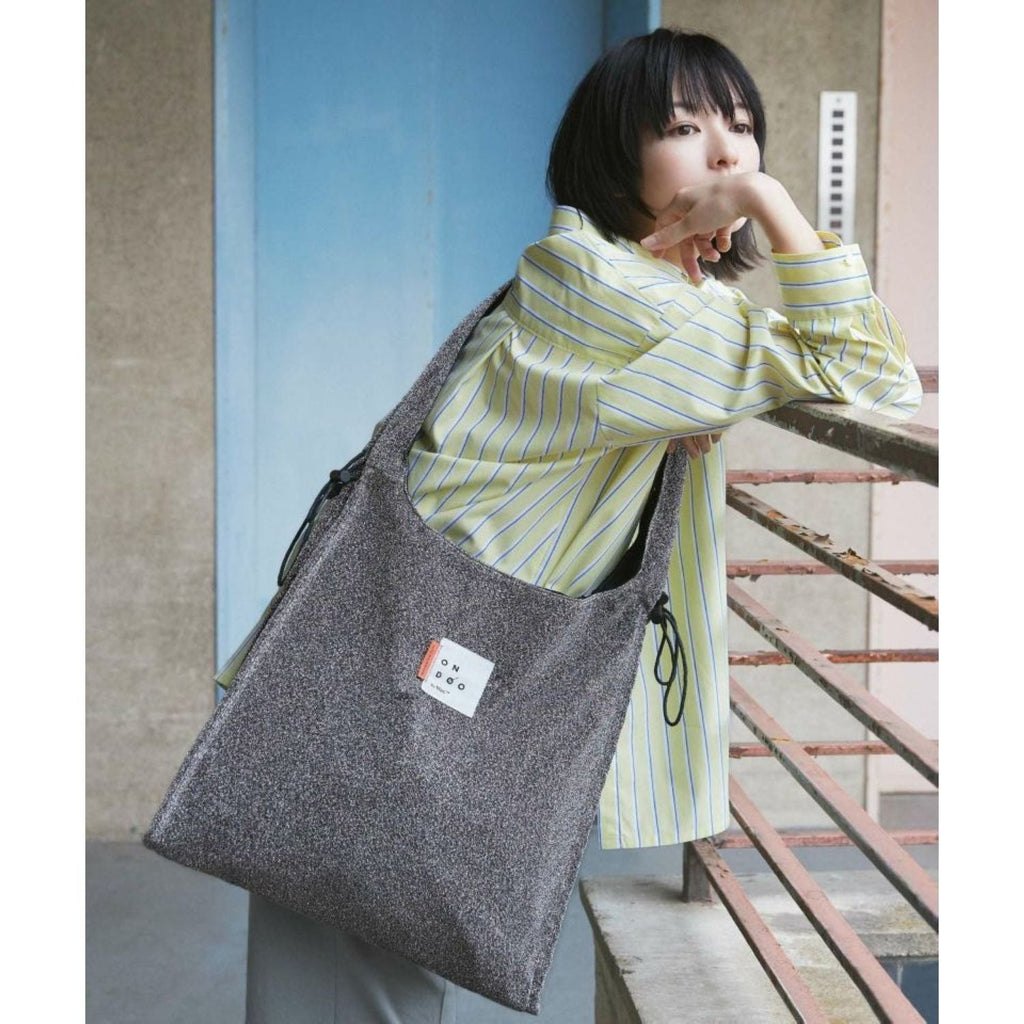 WPC Ondoo Shirring Drawstring Tote Bag (Silver)