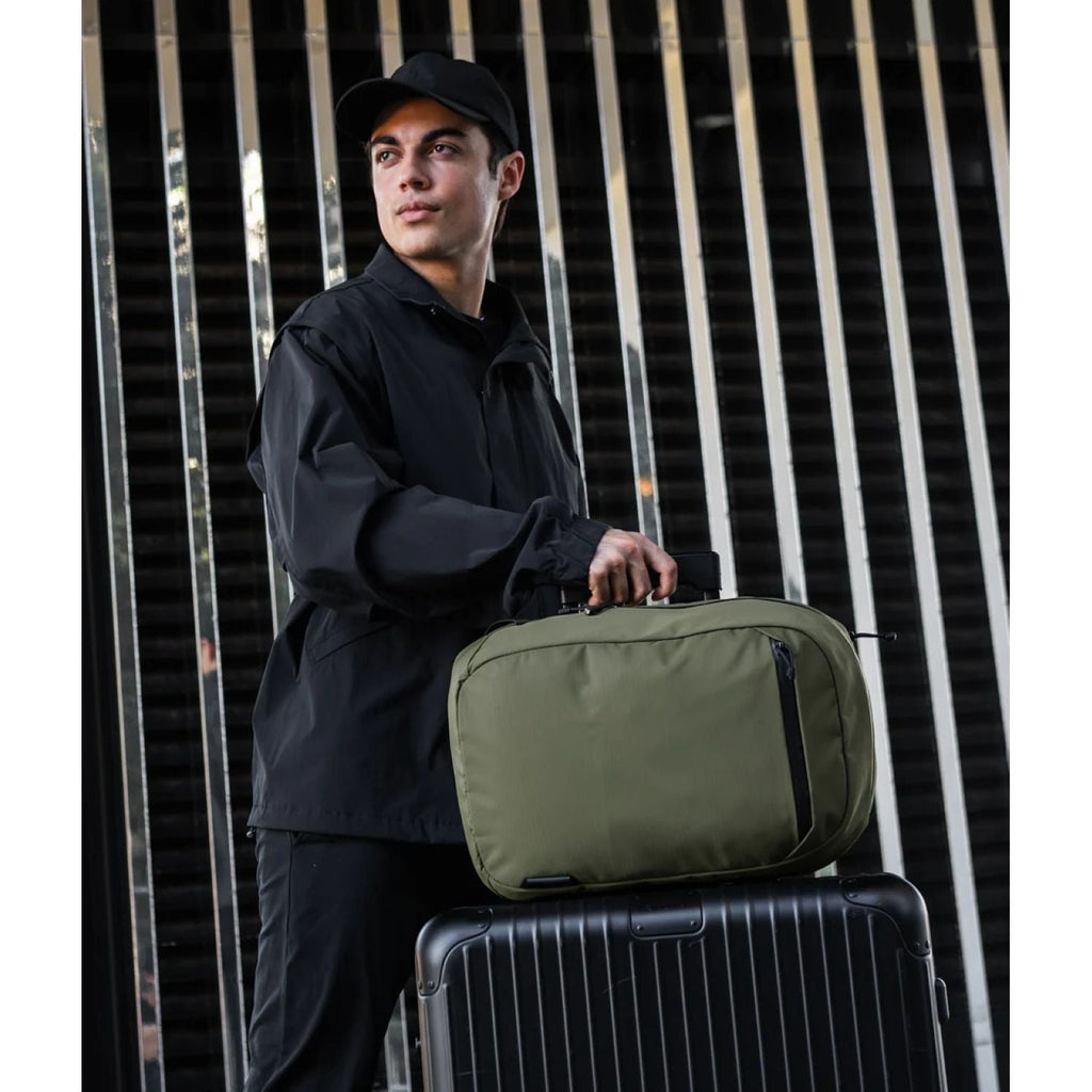 ALPAKA Essential Backpack Lite Axoflux 210D 16L (Green)
