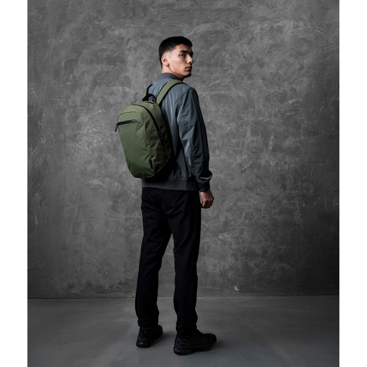 ALPAKA Essential Backpack Lite Axoflux 210D 16L (Green)