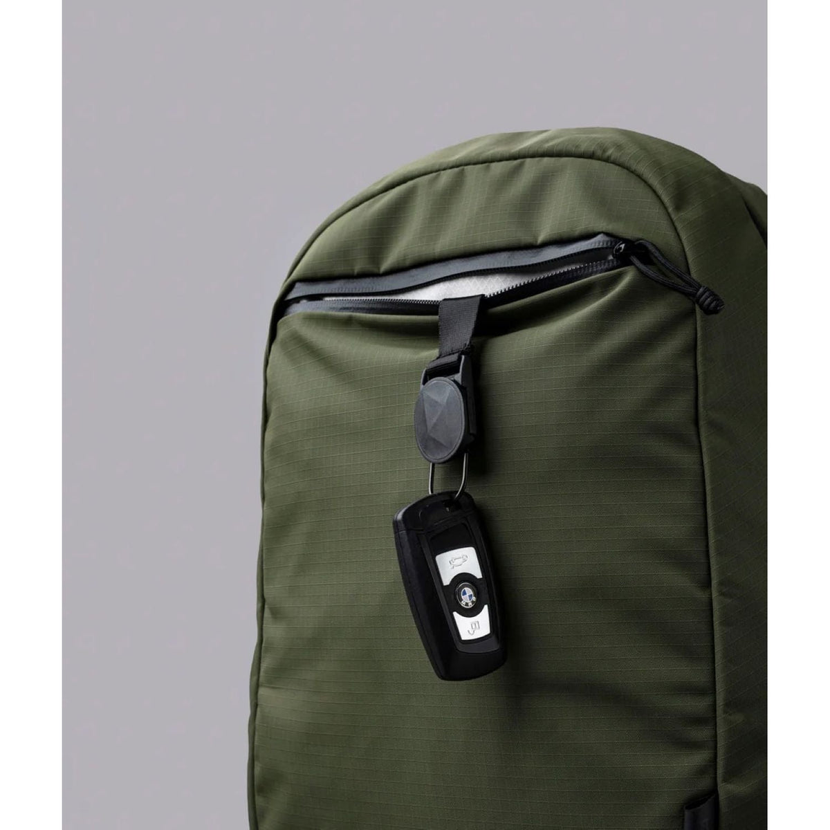 ALPAKA Essential Backpack Lite Axoflux 210D 16L (Green)