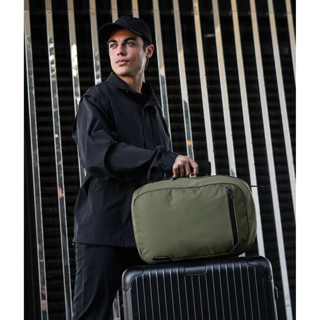 ALPAKA Essential Backpack Lite Axoflux 210D 16L (Olive Green)