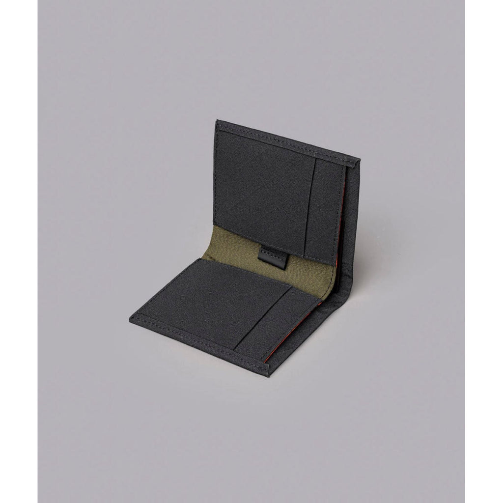 ALPAKA ARK Bifold Cash Wallet Axogrid 300D (Black)