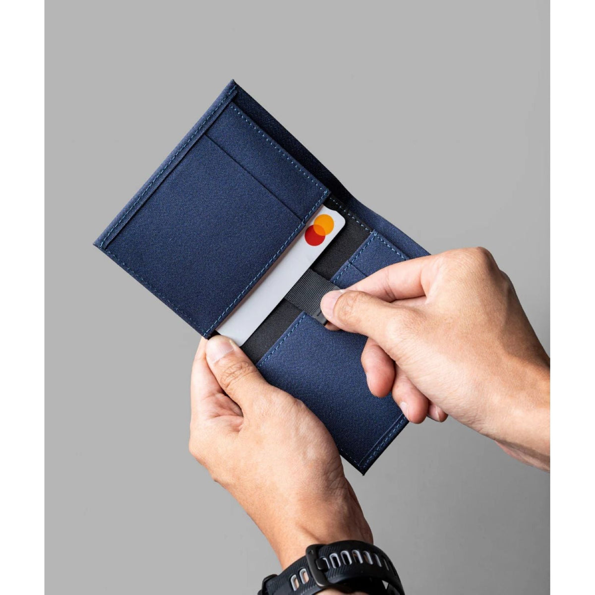ALPAKA Bifold Cash Wallet Axoflux 300D (Blue)