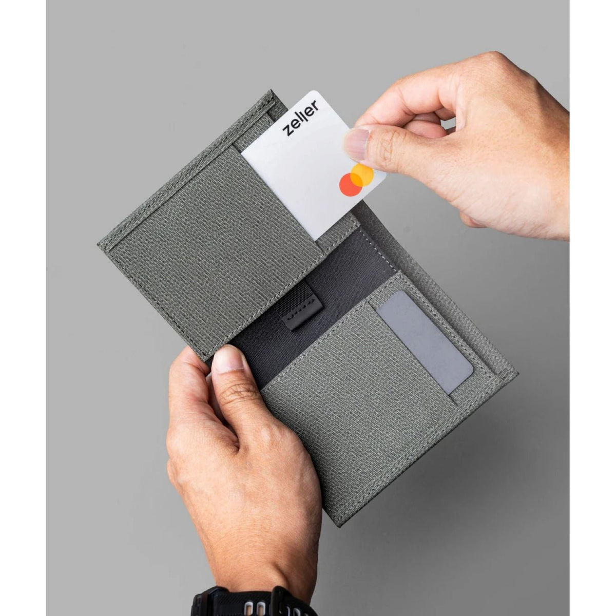 ALPAKA Bifold Cash Wallet Axoflux 300D (Grey)