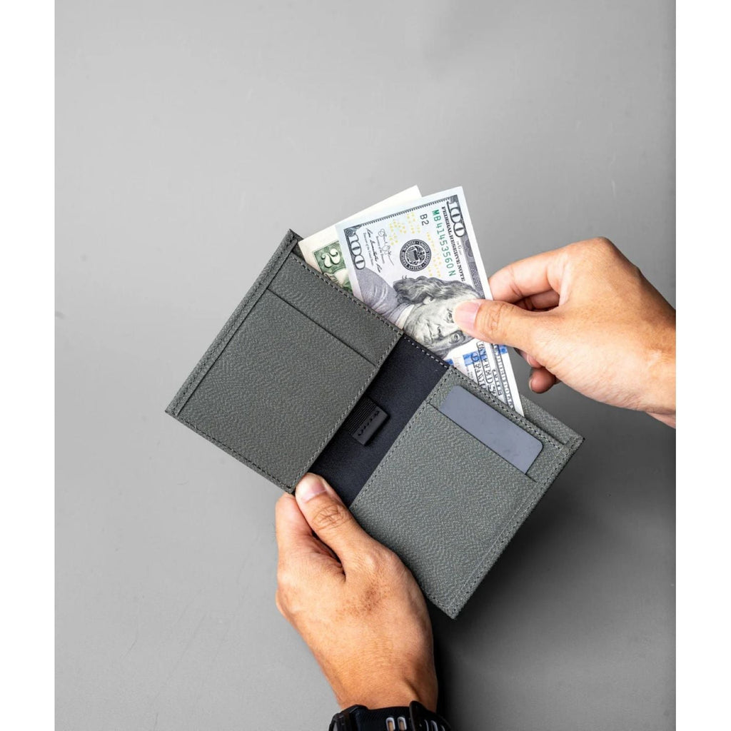 ALPAKA Bifold Cash Wallet Axoflux 300D (Grey)