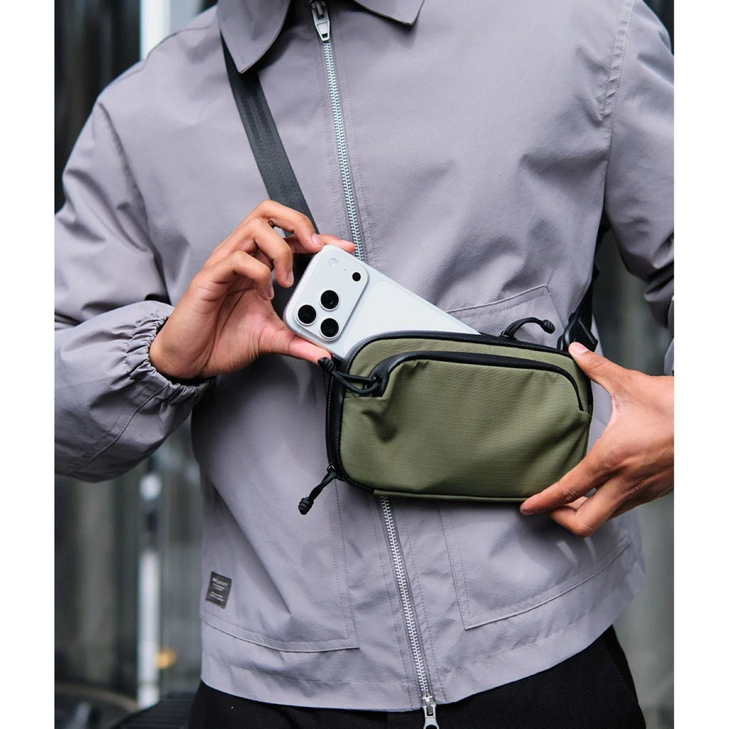 ALPAKA Bravo Passport Pouch Axoflux 210D (Green)