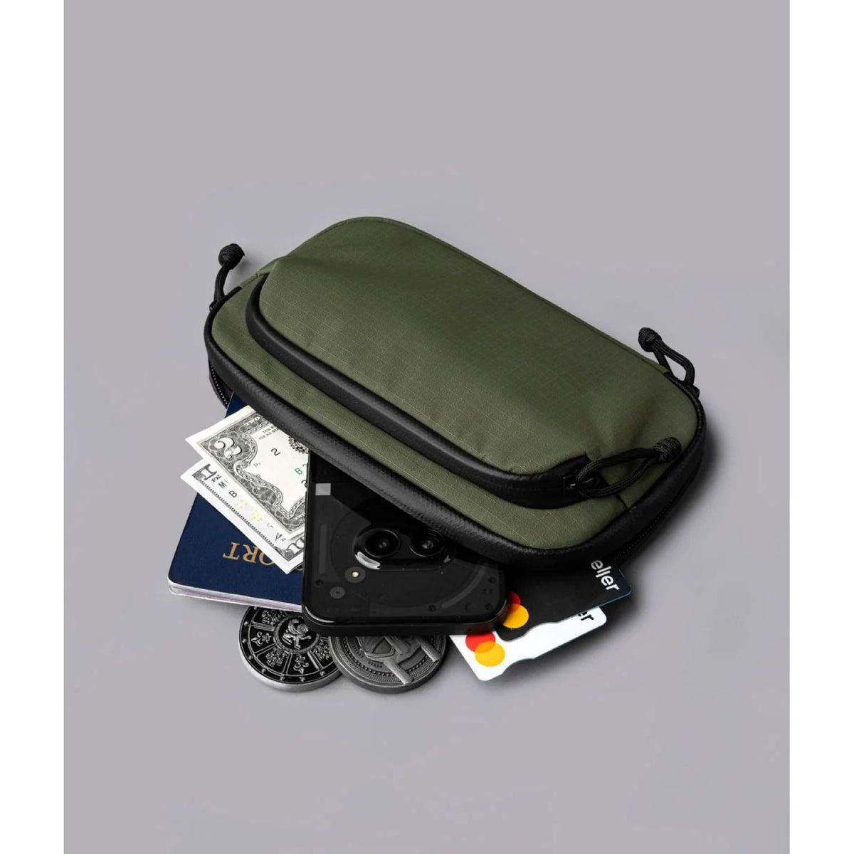 ALPAKA Bravo Passport Pouch Axoflux 210D (Green)