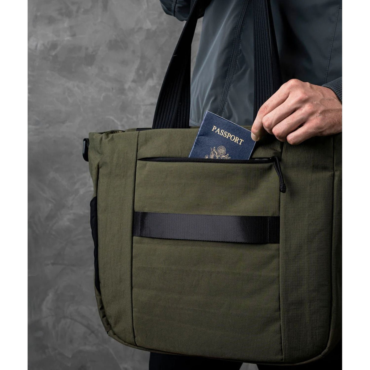 ALPAKA Bravo Tote V2 14L Axoflux 400D Ripstop Nylon (Green)