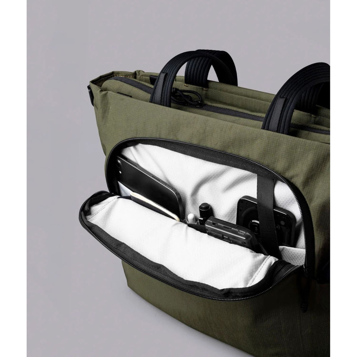 ALPAKA Bravo Tote V2 14L Axoflux 400D Ripstop Nylon (Green)