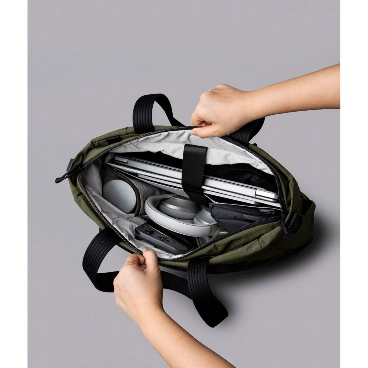 ALPAKA Bravo Tote V2 14L Axoflux 400D Ripstop Nylon (Green)