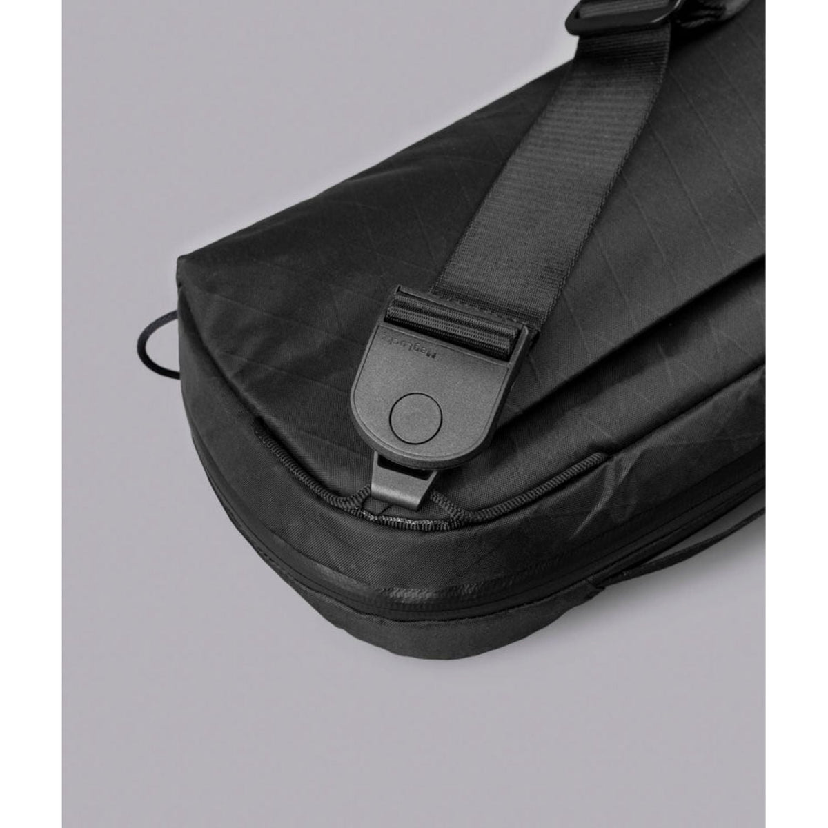 ALPAKA Eclipse Gaming Sling X-Pac VX21 (Black)