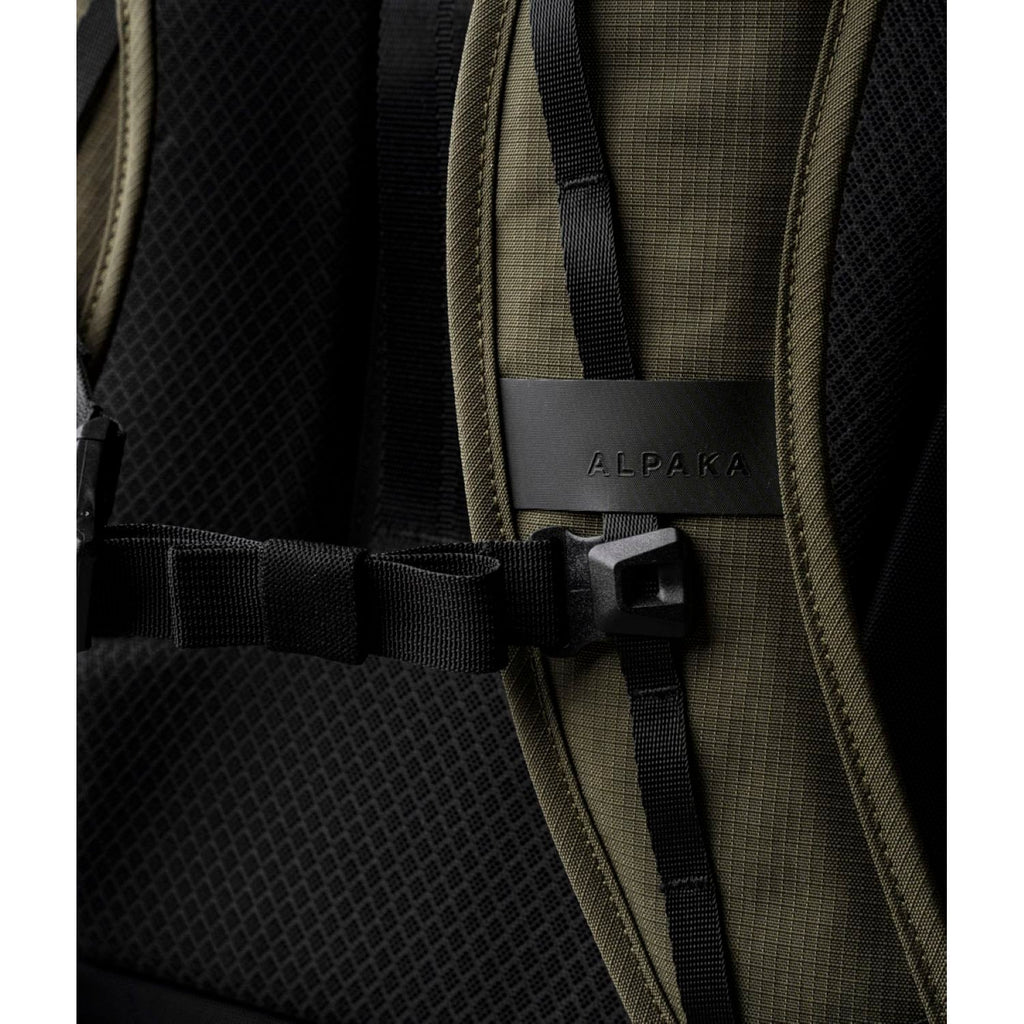 ALPAKA Elements Backpack Pro Axoflux 400D (Green)