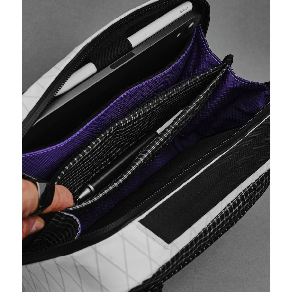ALPAKA Elements Tech Case Max X-Pac VX21 (Cyber Edition)