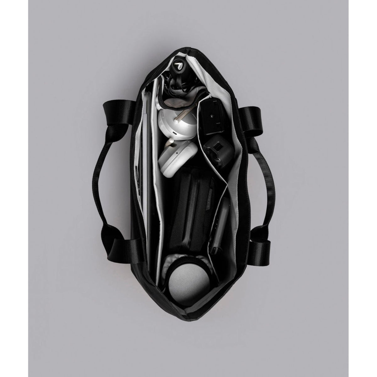 ALPAKA Elements Tote Bag (L) Axoflux 210D (Black/Grey)